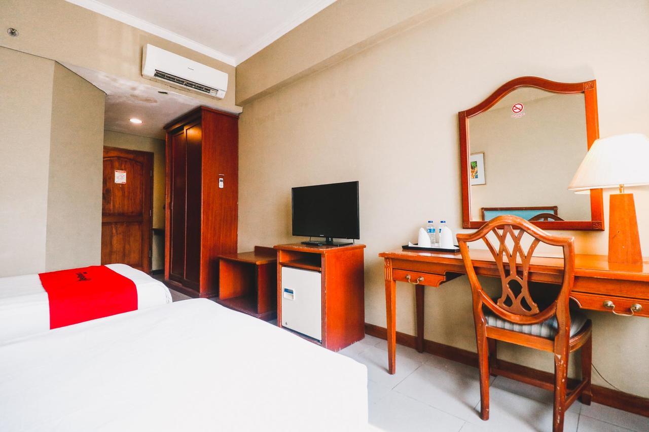 Reddoorz Plus Near Monumen Nasional Jakarta Bagian luar foto