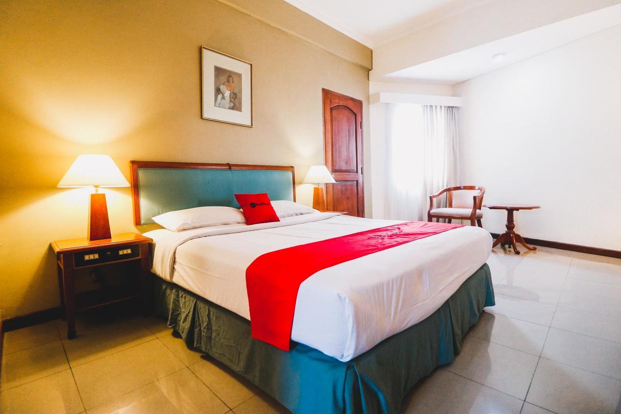 Reddoorz Plus Near Monumen Nasional Jakarta Bagian luar foto